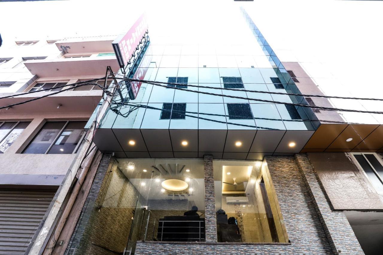 Hotel Moreton Igi Airport New Delhi Exteriör bild
