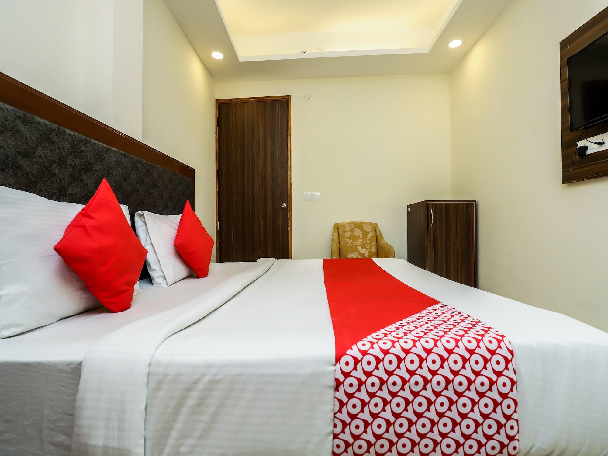 Hotel Moreton Igi Airport New Delhi Exteriör bild